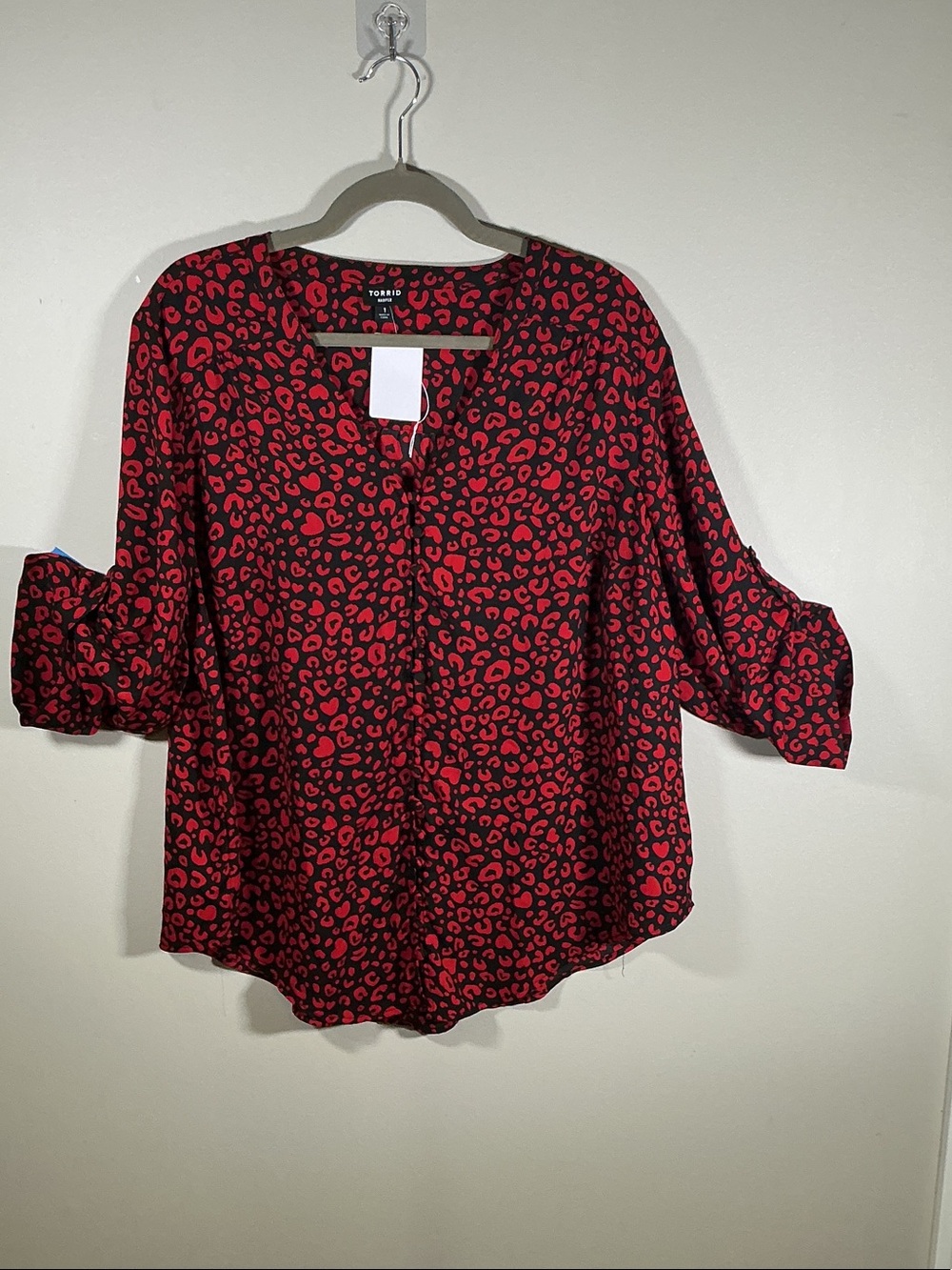 Torrid Harper Red & Black Leopard Print Blouse Size 1 Button Front Top